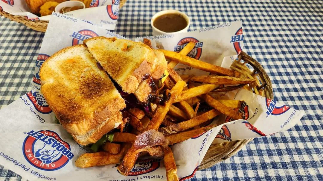 Best Pulled Chicken Sandwich in Calgary, AB